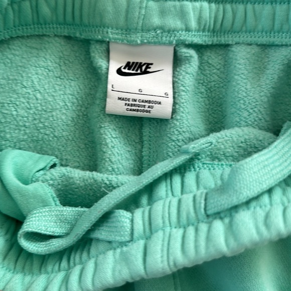 Nike Girls Drawstring Sweatpants (MINT GREEN) - Picture 3 of 3